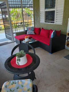 Royal Vacation Retreat - Falmouth - 8