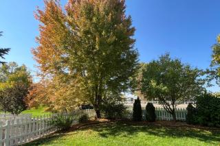 Fabulous Family-Friendly Retreat by Windsor Lake! - 8