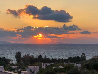 sea sunset view, walk to the beach - 9
