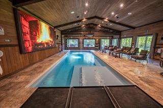 River Pools Cabin - Indoor Pool, Lake Access - Maiden Rock - 0