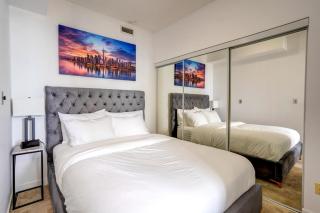 Luxury Condo Living Downtown Toronto - 8