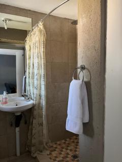 Mlakalaka Guesthouse - - 2