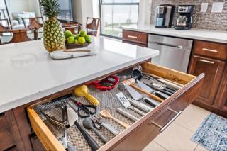 New Listing Most Amazing Beach Views Pool - 9