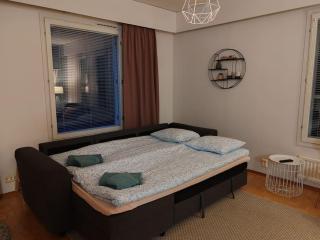 Comfy West End Loft - 8