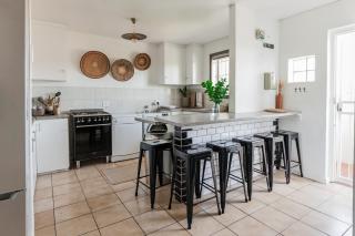 Silvertree Collective Spacious Central Apartment - 5