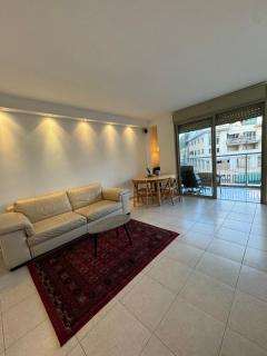Near flea market and beach - Tel Aviv - 1