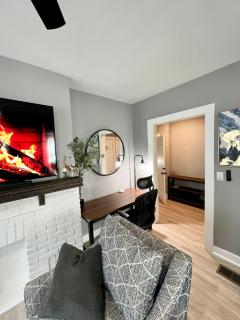 Charming 2BR 2BA 10 min DT Airport by LSP Homes - Atlanta - 6