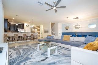1400 Stunning 8bed with amazing game room - 6