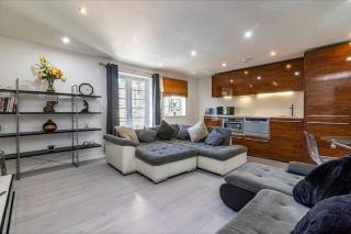 Nottingham Central Apartment with Balcony and Two Bedrooms - Nottingham - 9