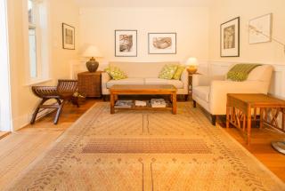 Fabulous Fairfield - 90-Day Stay, Charming 2BR 2BA House in Fairfield, 3 Blocks from Beach by Victoria Prime! - Victoria - 5