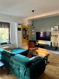 Luxury Artistic Apartment - Skopje - 3