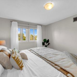 Retro Arcade & Gaming Home by Pako Stays - Brampton - 2