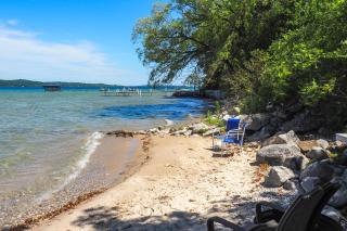 Waterfront Suttons Bay Cottage with Fire Pit! - Suttons Bay - 8