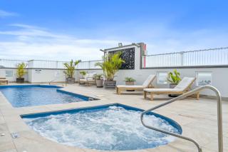 Belle Escapes 710 Elevated CBD getaway with magical views - Cairns - 9