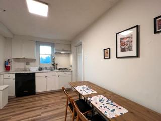 Quaint Renovated Single Family - 4