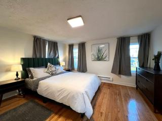 Quaint Renovated Single Family - 2