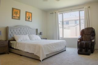 1 mile from Cardinal Stadium Sauna & Massage Chair - Glendale - 5