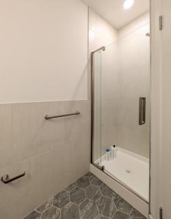 213 Brand New 3 Bedroom 2 Bath 1 Full Kit 1 Liv - 9