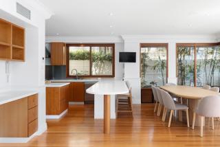 Riverside Elegance on Noosa Parade - Noosa Heads - 3