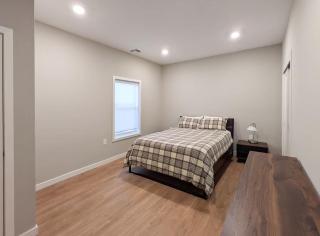 213 Brand New 3 Bedroom 2 Bath 1 Full Kit 1 Liv - 1