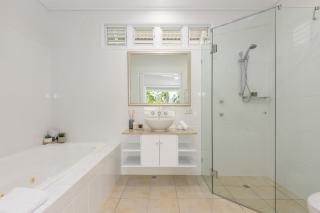 Villa 5 on Murphy - 2