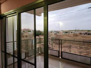 Appartement 2 lits luxueux bien situé à Ouaga 2000 - 1