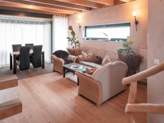 Tranquil holiday home in Blossersberg Bavaria offering private terrace with country views - Viechtach - 8