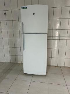 casa no centrinho de canas - 9