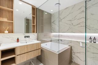 Brand New Apt in West Side Place Best Location - 3