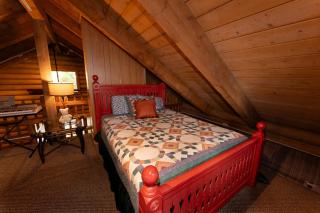 2 Adjacent Cabins near Silverwood - Serene, Private and Forested - Spirit Lake - 1