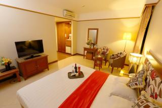 Hotel Maximillian - 4