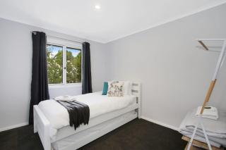 Marshmallow Retreat - Bright - 1