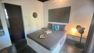 Yay Lodge SIARGAO, private room 1 with AC & hot shower and fast Starlink Wifi - General Luna - 7