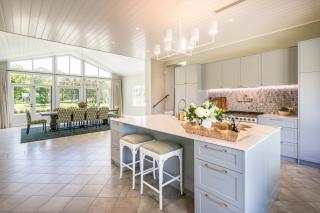 Isca House, Exeter, NSW - 1