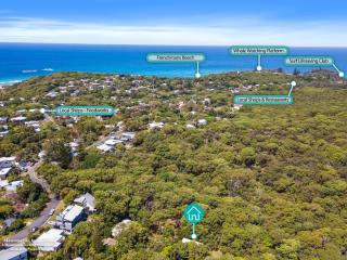 Whispering Trees by Discover Stradbroke - Point Lookout - 4