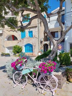 Nur 250 Meter bis zur kristallklaren Adria - Baška - 2