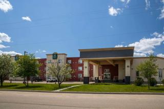 Quality Inn & Suites - Whitecourt - 0