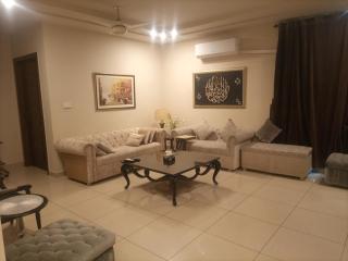 Apartment 213 - 3