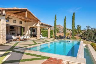 Villa de la Sky Ranch Sprawling Tuscan Villa in Wine Country - Temecula - 7