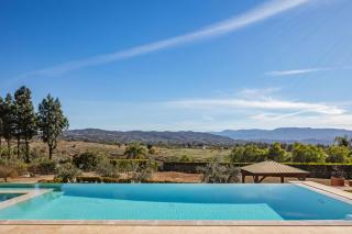 Villa de la Sky Ranch Sprawling Tuscan Villa in Wine Country - Temecula - 2