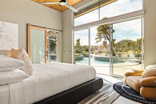 Dragonfly by Fieldtrip Luxe Oasis w Resort Pool - Yucca Valley - 7
