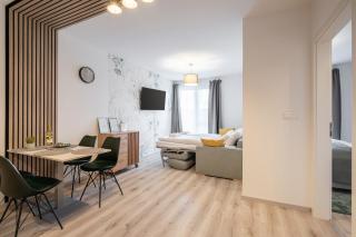 Radiant Sun Apartments - 7