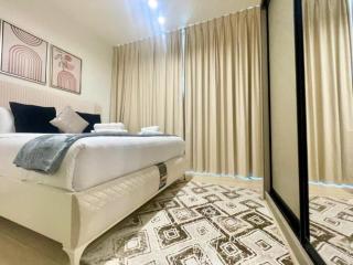 Premium Furnished 1BR Binghatti Corner in JVC - Dubai - 3