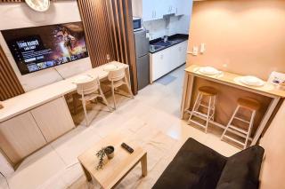 Pool Side 1br Apt in Makati - Manila - 0