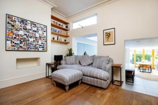Modern Living Meets Timeless Charm - Londra - 2