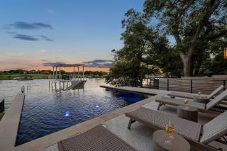 Ellen Lake Luxe with Concierge Services - 8