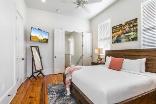 Fabulous Cottages with City Views - 5