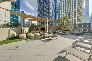 Stunning 1BR Apartment at Botanica Tower 1, Dubai Marina by Deluxe Holiday Homes - 2