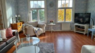 Villa and cottage by the sea - 7