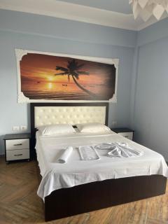 Hotel Bezhi - - 9